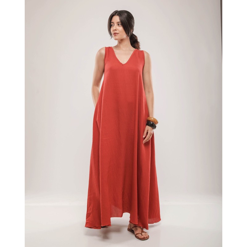 Robe longue col V sans manches – Élégance Naturelle Robe longue col V sans manches – Élégance Naturelle