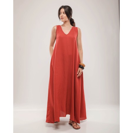 Robe longue col V sans manches – Élégance Naturelle